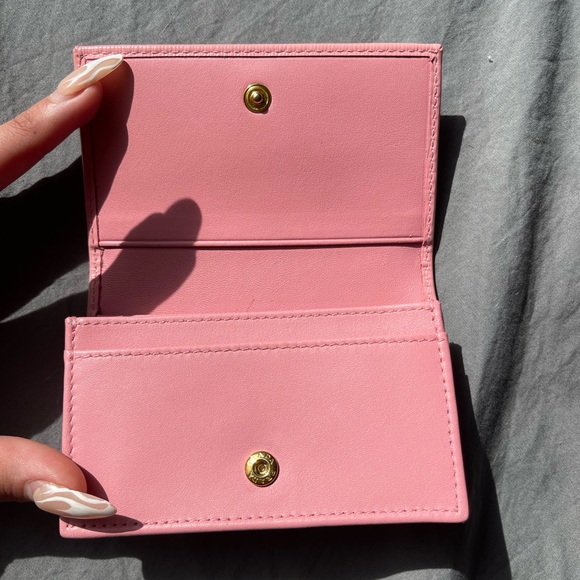 Prada Wallet - Picture 3 of 4